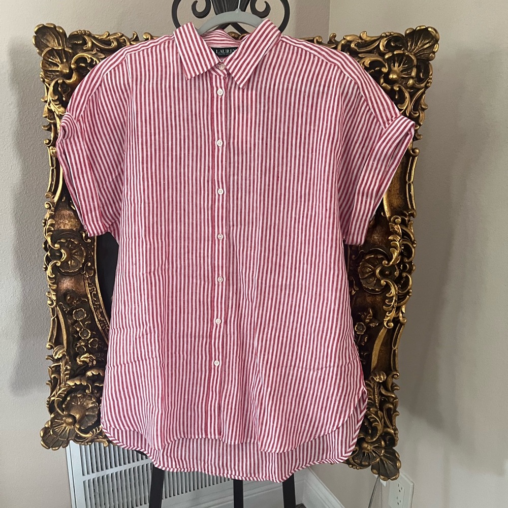 Beautiful Ralph Lauren blouse